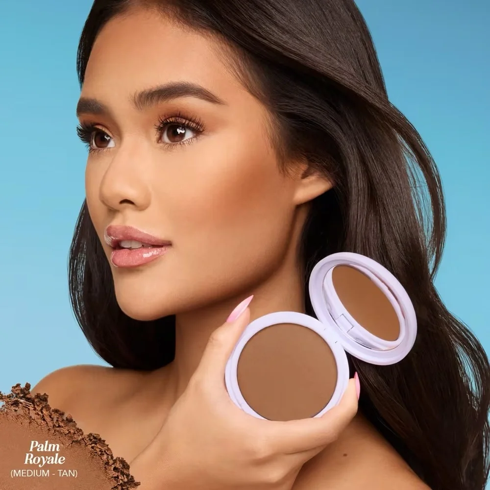 Polite Society ‘Palm Royale’ Cabana Club Blurring Bronzer